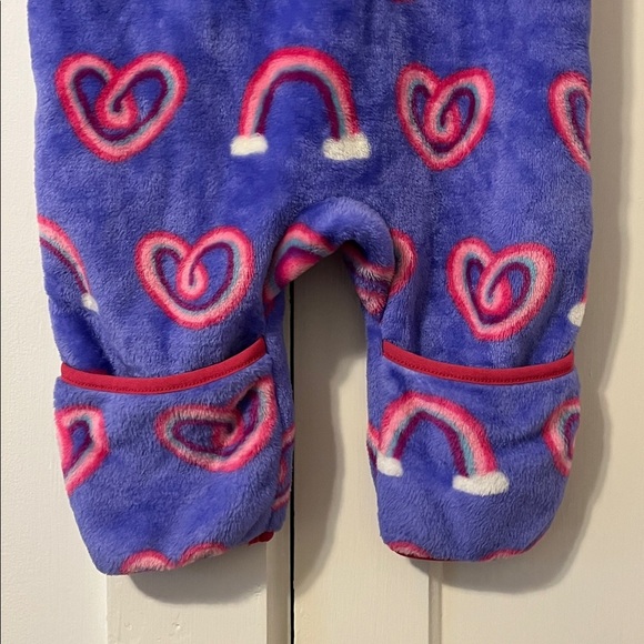 HATLEY Infant 9-12mo Bunting Fleece Bundler Suit Snow Rainbow Hearts Purple EUC - Picture 6 of 8